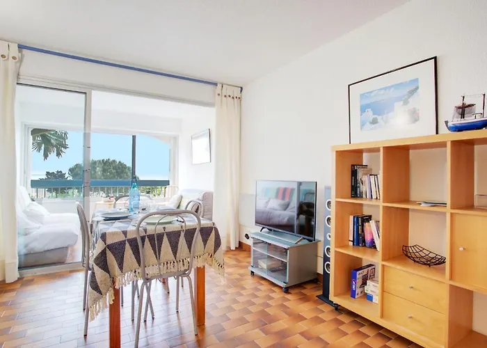 Mykonos-3 By Interhome לאוקאט